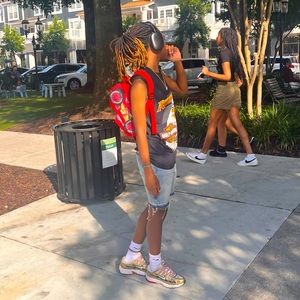 Meet your Posher, This is